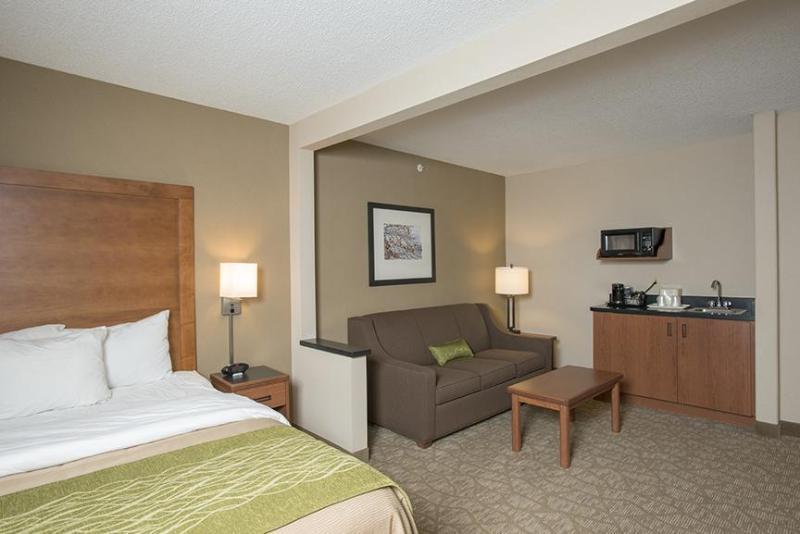 Comfort Inn & Suites West Chester - North Cincinnati Exterior foto